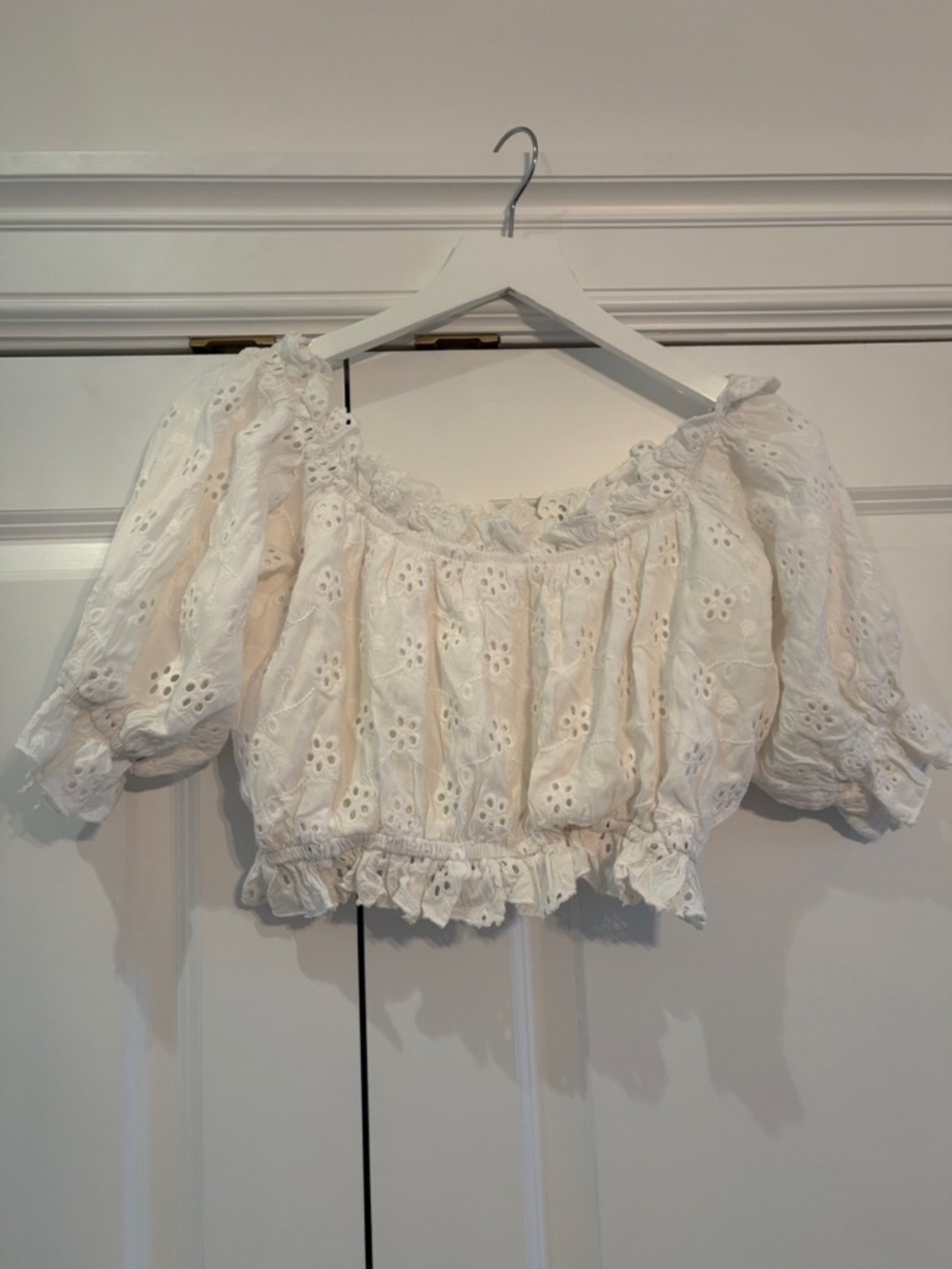 White Eyelet Puff Sleeve Crop Top